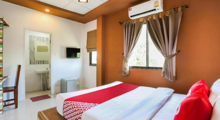 โอโย 339 นครา บูทิก เชียงใหม่ Hotel ภายนอก รูปภาพ
